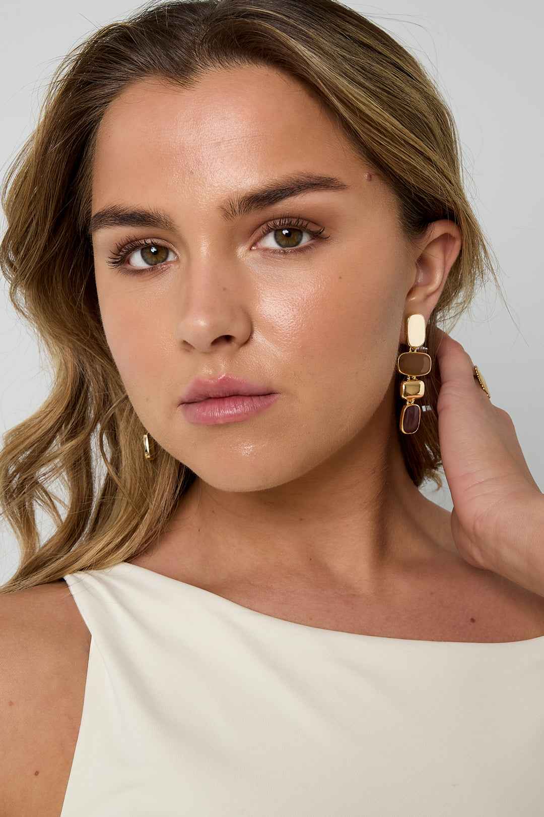 Statement Oorbellen: De Finishing Touch voor Elke Outfit