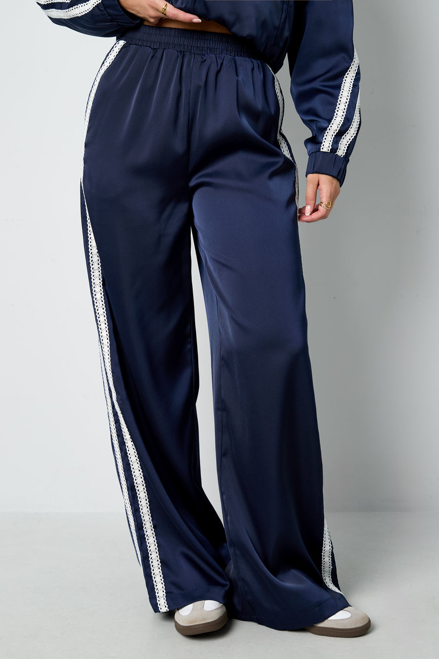 Stylish Fall/Winter 2-Piece Set Straight Pants