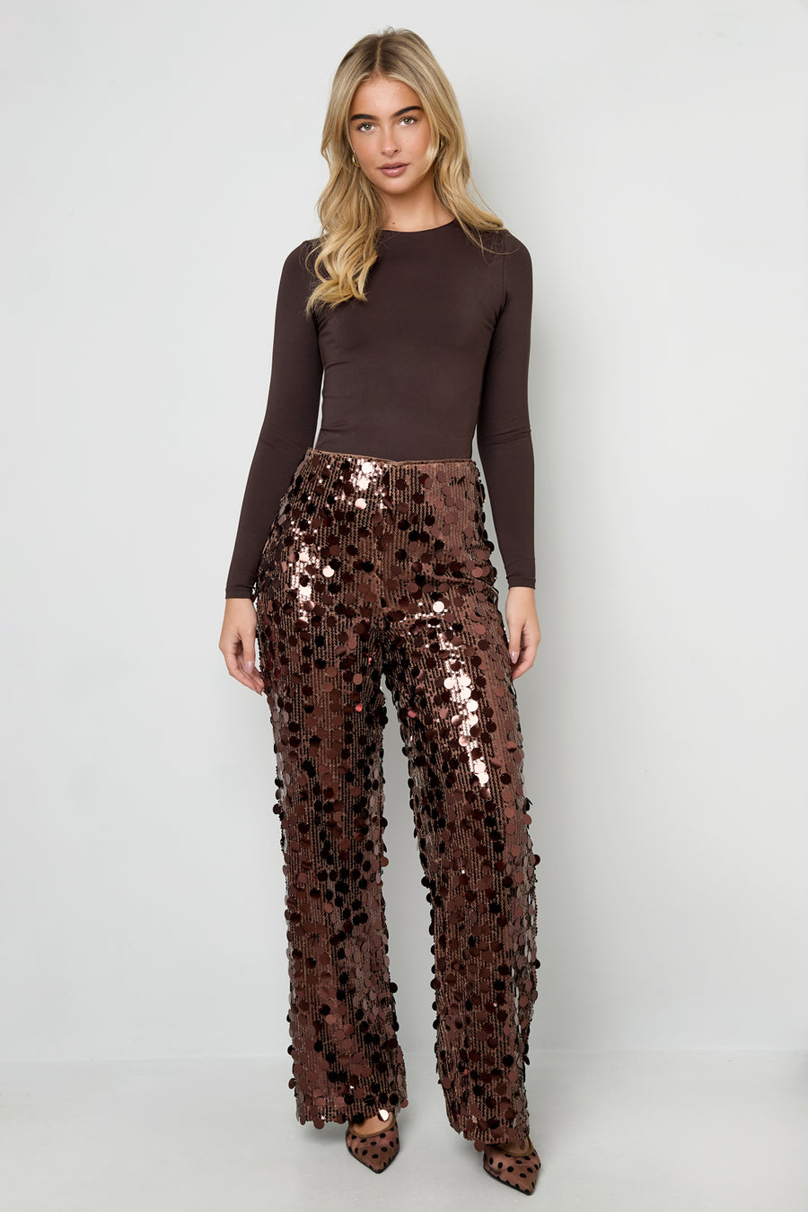 Elegant Straight Pants for All Fits