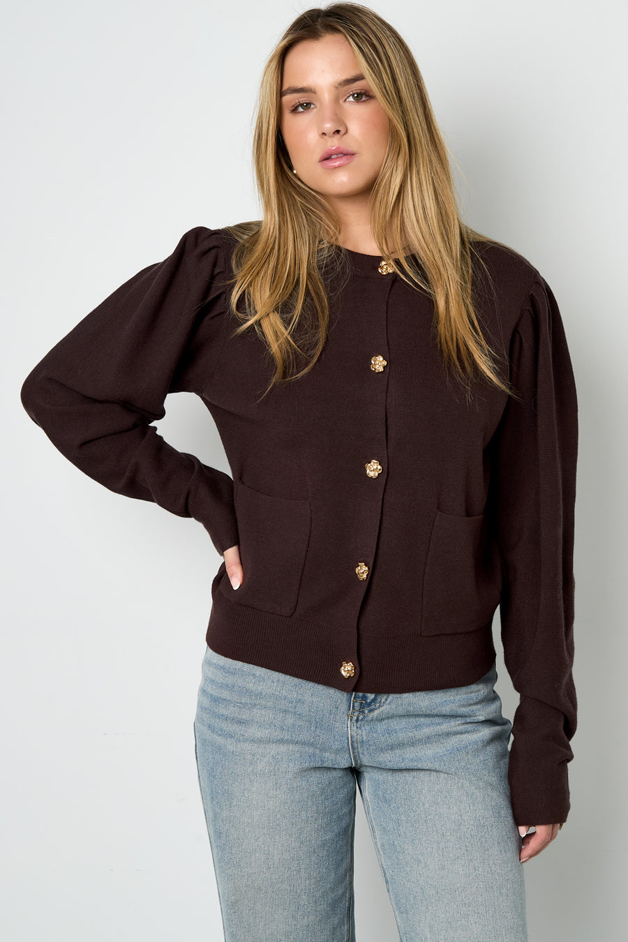 Soft Viscose Knit Cardigan for Cozy Fall Days