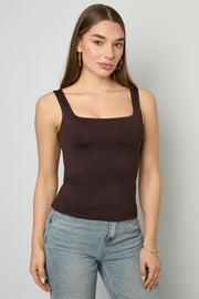 Elegant Sleeveless Knit Top for All Seasons