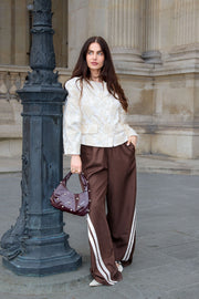 Gimme Straight Pants: Comfortable, Stylish, and Sporty