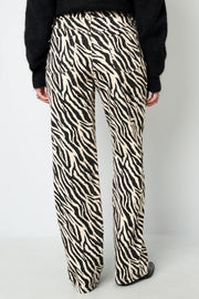 Stylish Black Zebra Stripe Denim Pants for Casual Wear