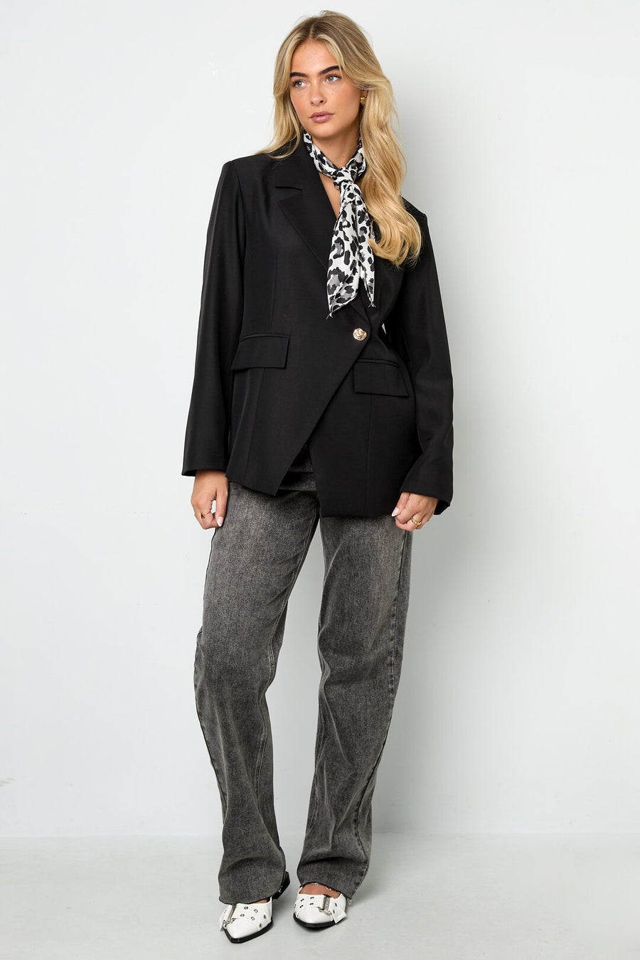 Power In Silence Tailored Blazer - ByFTE