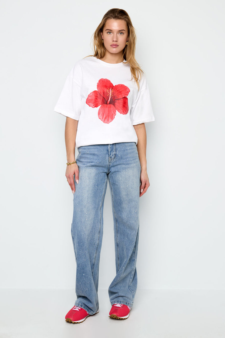 Bloom With Me Oversized T-Shirt - ByFTE