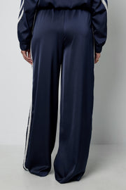 Stylish Fall/Winter 2-Piece Set Straight Pants