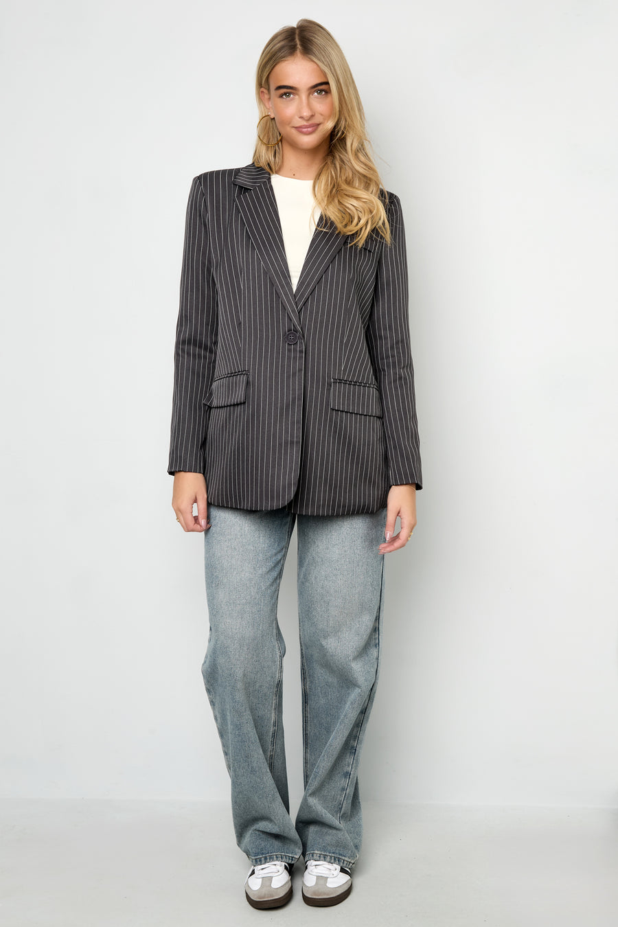 Elegant Striped Ladies' Suit Set for Fall/Winter